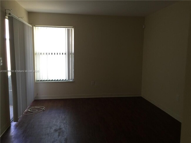 Building Photo - 2 bedroom in Miramar FL 33025