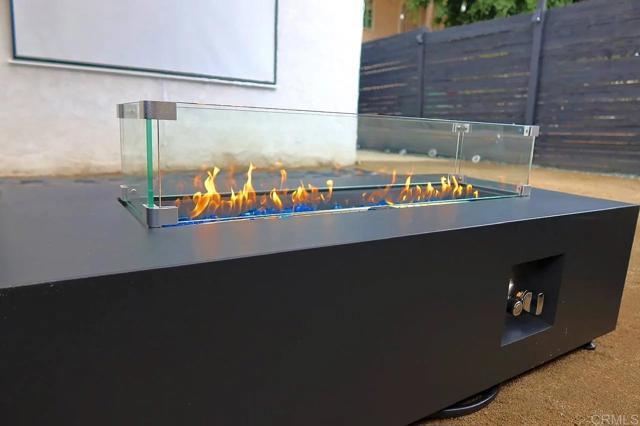 Building Photo - 2361 Hopkins St