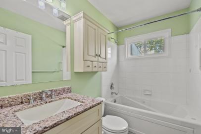 Building Photo - 6106 Chesworth Rd