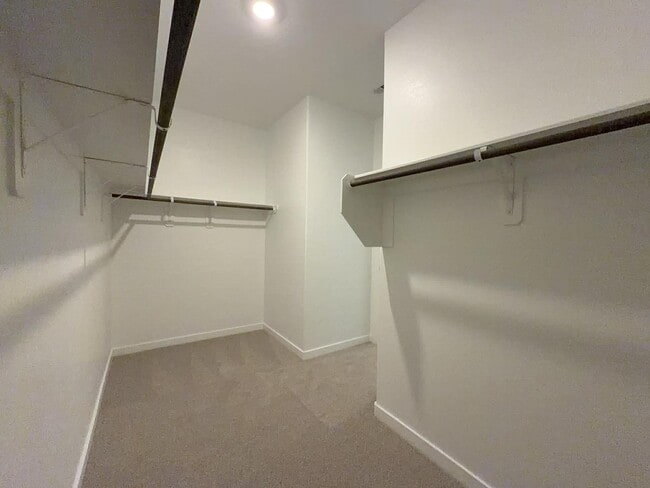 Building Photo - 2527 Gray Gale Ct