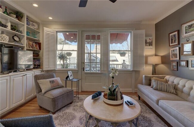 Building Photo - 2222 Peachtree Rd NW