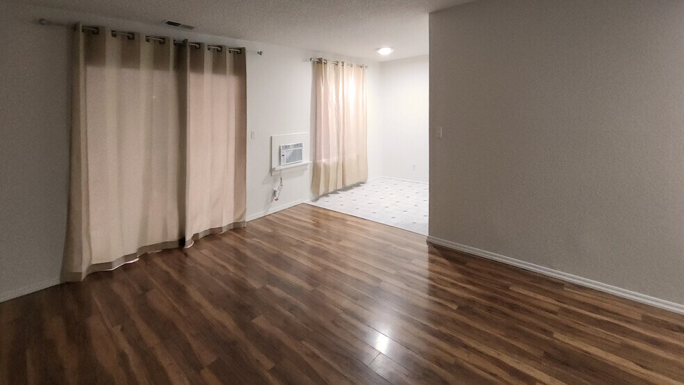 Building Photo - 4608 Neil Rd