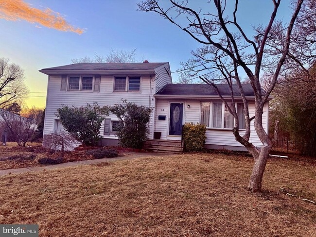 Building Photo - 14 Washington St