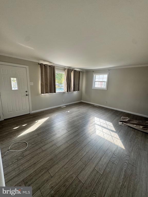 Building Photo - 615 Jackson Ave