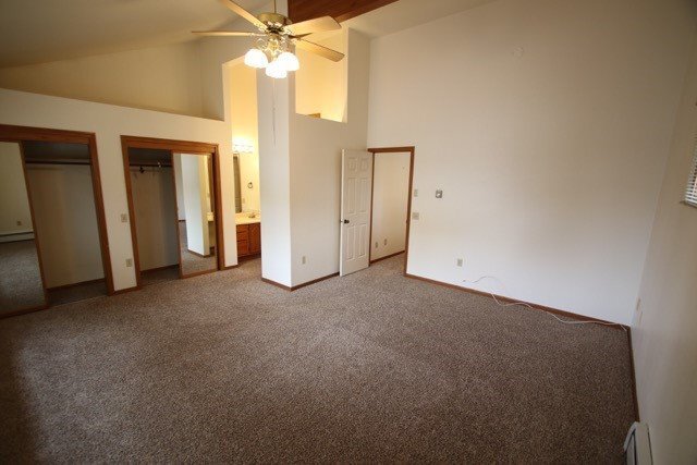 Building Photo - 3 Bedroom East Anchorage Townhouse!