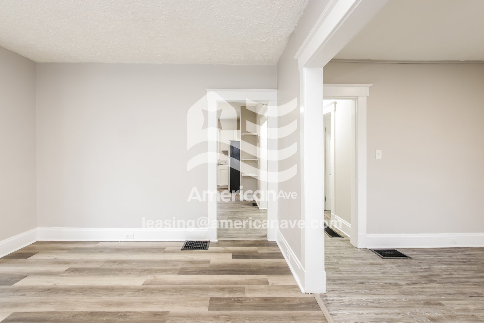 Building Photo - 1823 Sundale Ave