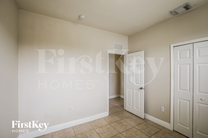 Building Photo - 20365 SW 129th Ave