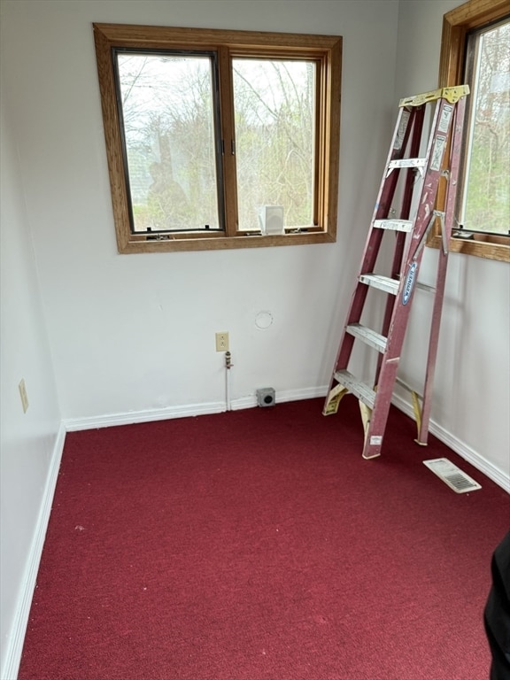 Building Photo - 70 Tyngsboro Rd