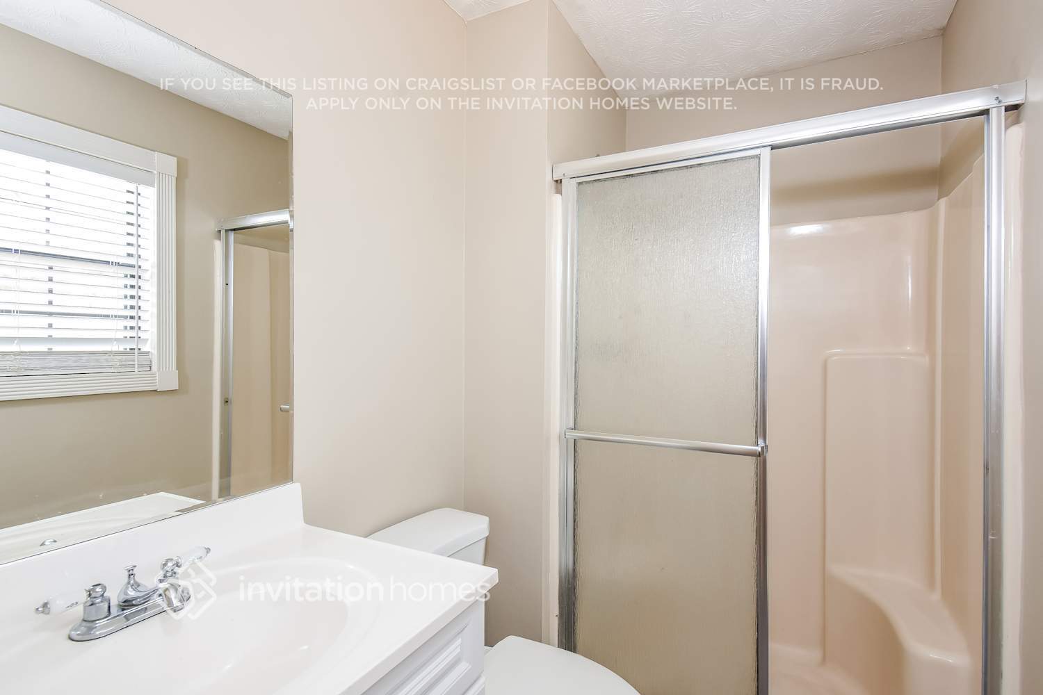 Building Photo - 2204 Post Oak Dr