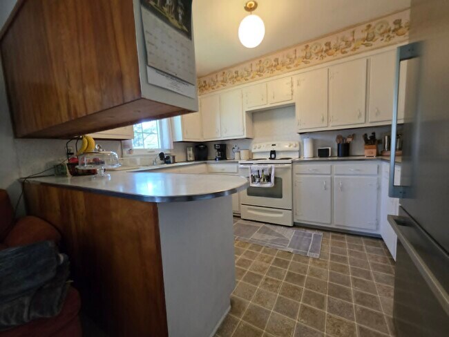 Building Photo - 104 Lee Dr