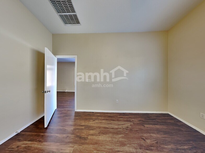 Building Photo - 5965 S Avenida Selva del Ocote