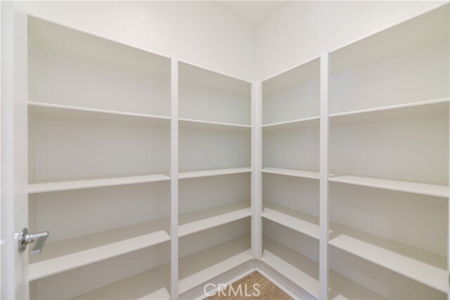 Building Photo - 325 Novel