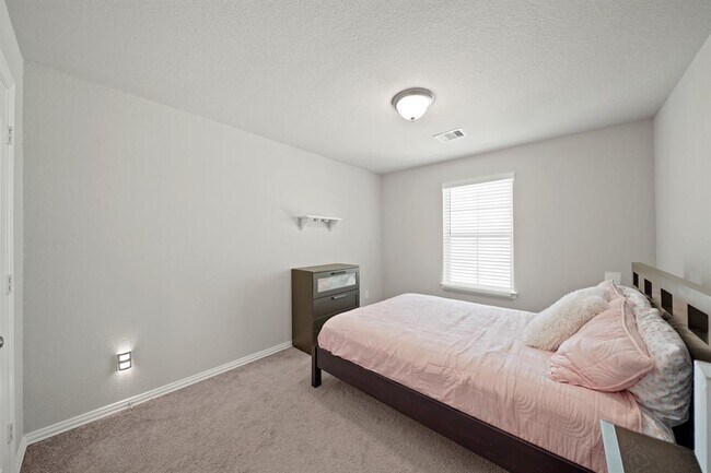 Building Photo - 7410 Arabian Moon Trail