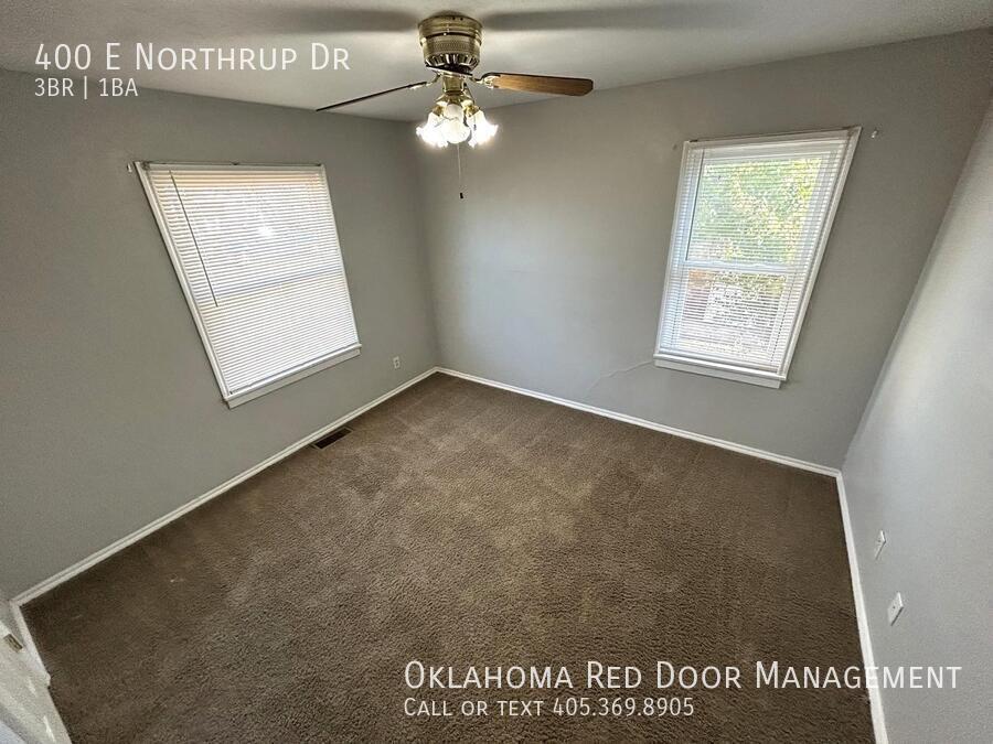 Building Photo - 400 E Northrup Dr