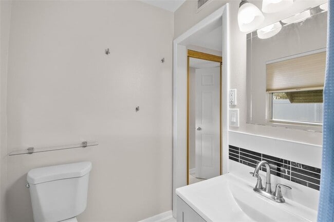 Building Photo - 5600 33rd Ave N