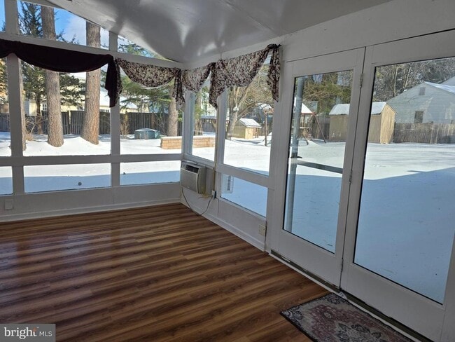 Building Photo - 10217 McKean Ct