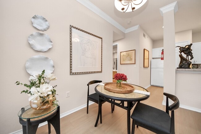 Building Photo - 2400 McCue Rd