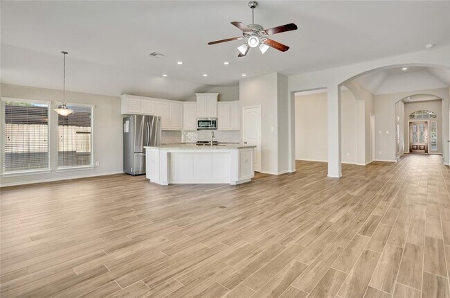 Building Photo - 1430 Laura Hills Ln