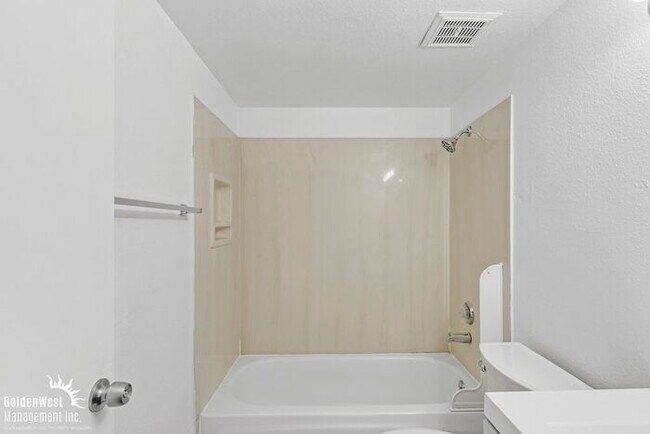 Building Photo - Charming 2Bdm 1Ba Home in Central Phoenix!