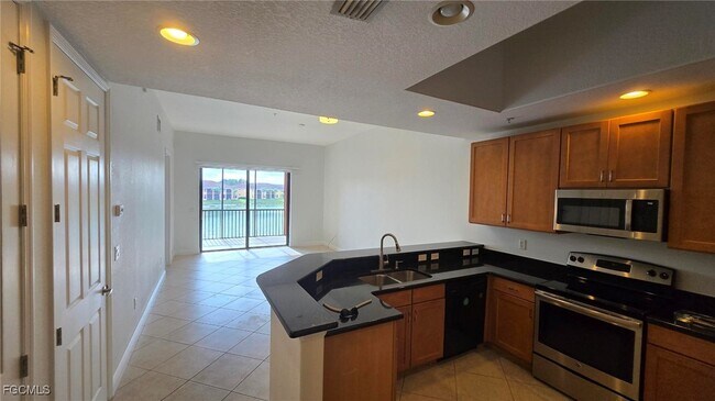 Building Photo - 13780 Julias Way