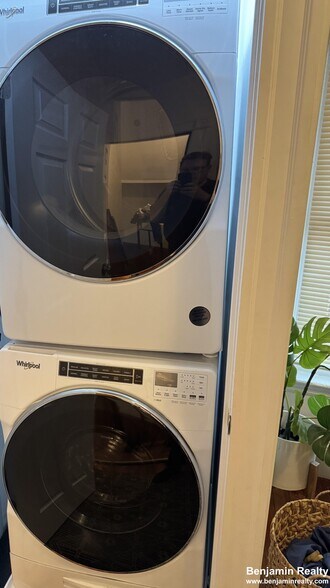 Building Photo - 7 Washburn Ter
