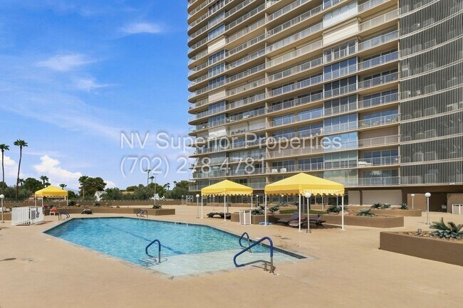 Building Photo - 3111 Bel Air Dr