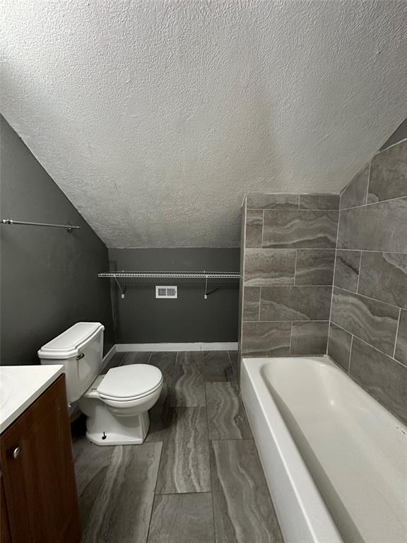 Building Photo - 1411 Miles St