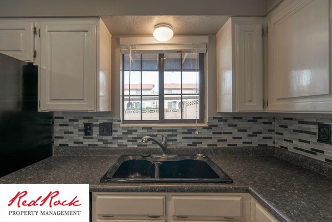 Building Photo - 1766 W 1020 N