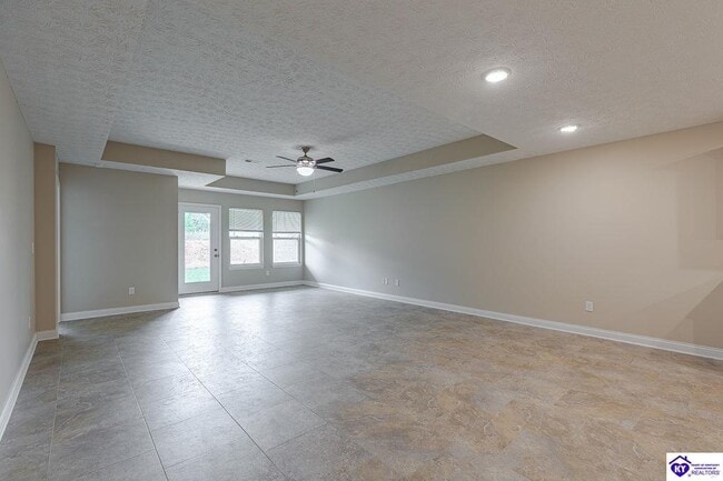 Building Photo - 307 Breckinridge Cir