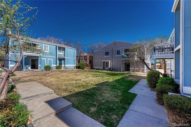 Building Photo - 7968 Chase Cir