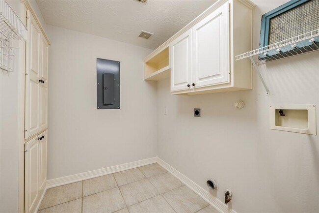 Building Photo - 5706 Cielio Bay Ct