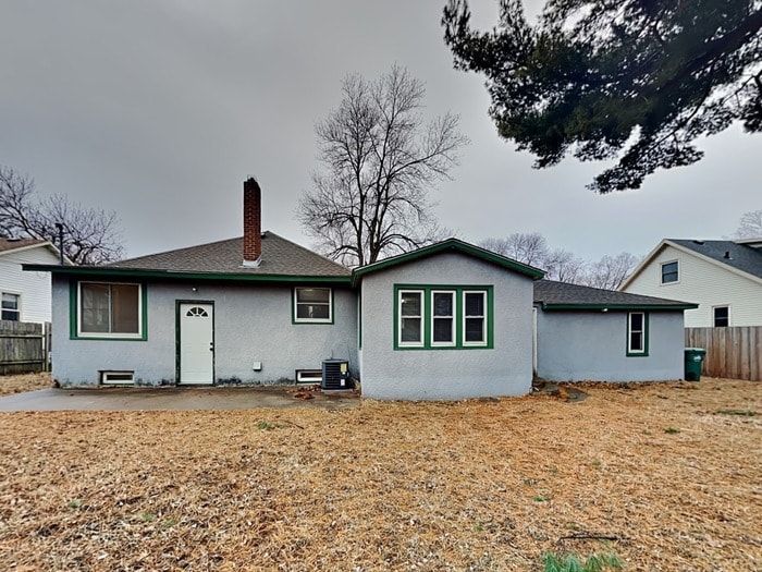 Building Photo - 6116 N Aldrich Ave