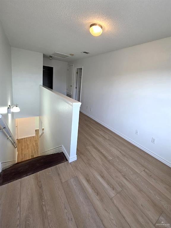 Building Photo - 3217 Queens Ave