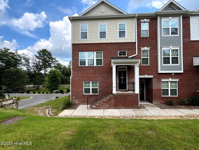 Building Photo - 60 Brownstone Ln