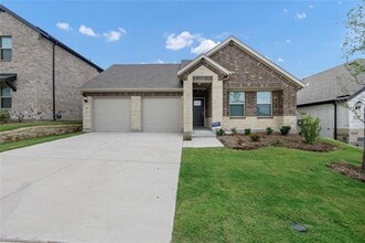 Building Photo - 501 Weller Rd