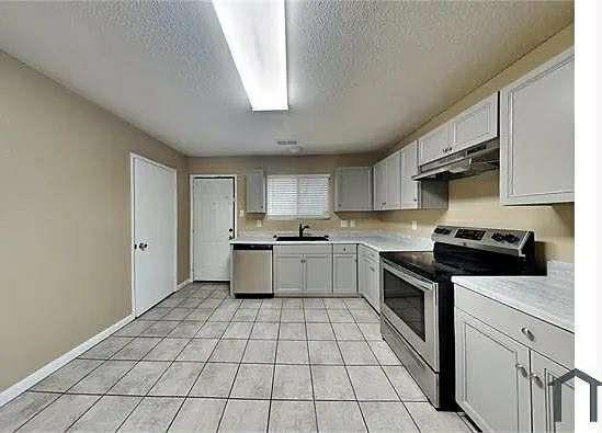 Building Photo - 7340 Concordia Ln