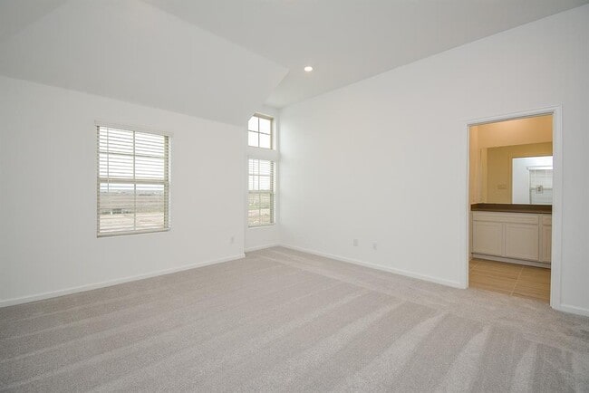 Building Photo - 5410 Holly Hvn Ct