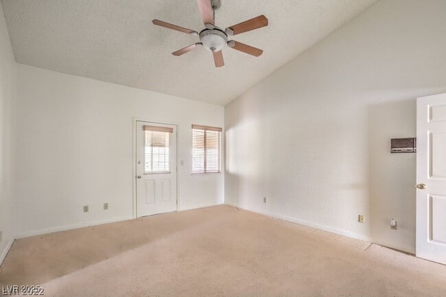 Building Photo - Gated Community, 1-Story, 3 Bedrooms Home ...