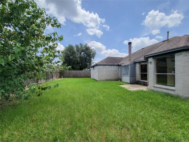 Building Photo - 22918 Pine Mist Ln