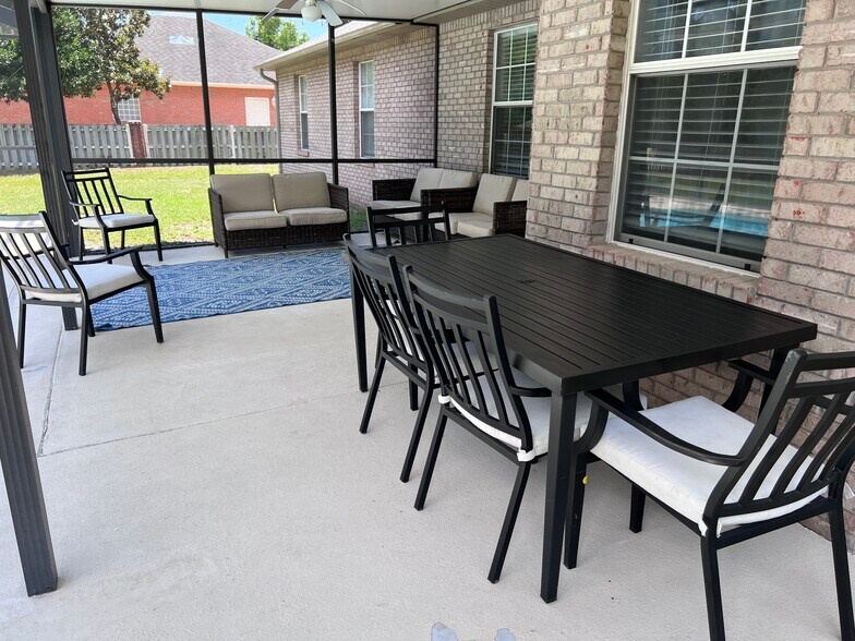 Outside Patio - 2524 Bluewater Dr
