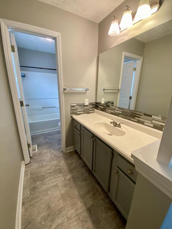 Building Photo - 5821 Conservation Ct