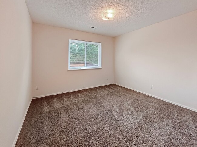 Building Photo - STANDLEY LAKE/PARK, TOP FLOOR, END UNIT, M...