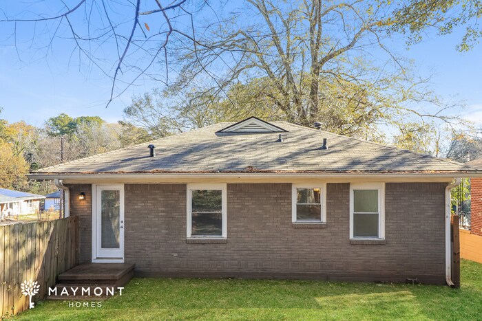 Building Photo - 1381 Benteen Way SE