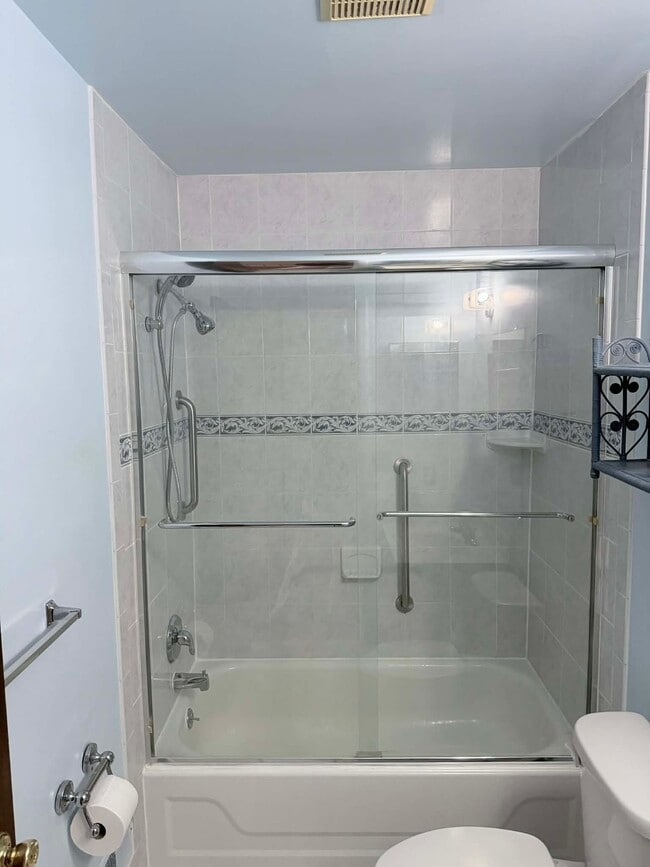 Building Photo - 3103 Ruby Dr