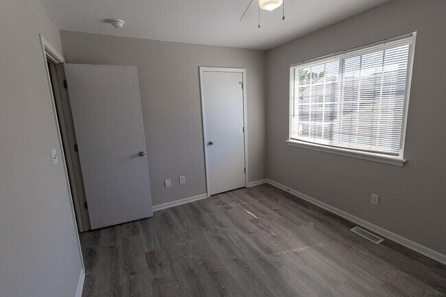 Building Photo - 1417 Bodie Dr