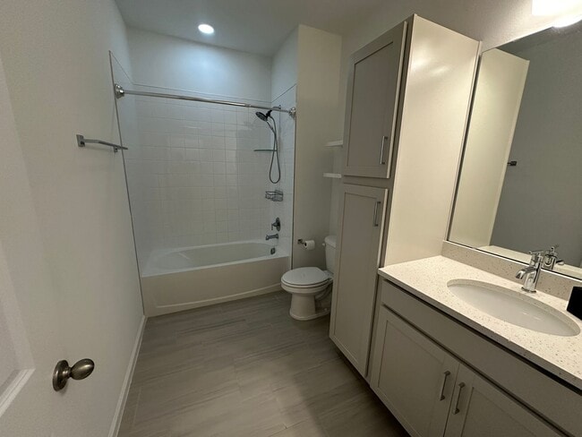 Building Photo - For rent - Hamlin - Horizon West 1/1 Power...