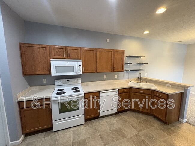 Building Photo - 13415 White Granite Dr