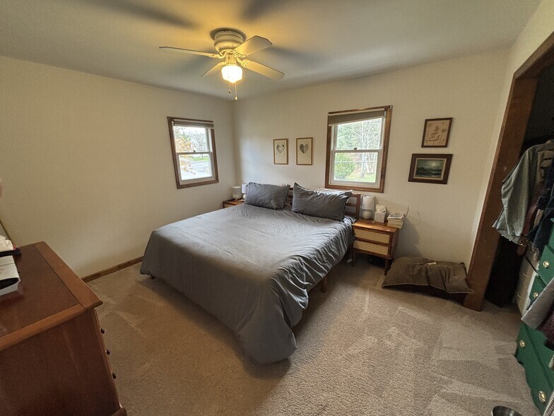 Building Photo - 101 Serif Ln