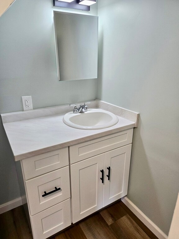 Building Photo - 93 Cliff St