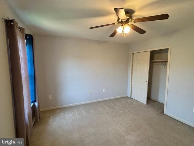 Building Photo - 13220 Willow Point Dr